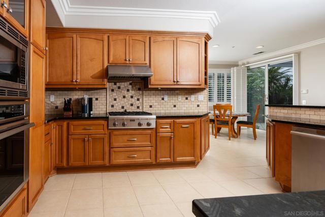 1971 Pizarro Lane, Escondido CA: https://media.crmls.org/mediaz/71c54503-4ac0-4e8d-b5e8-2d838208cf2a.jpg