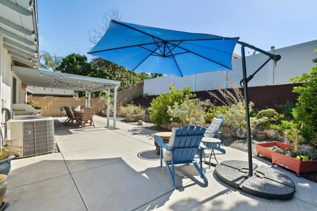 6212 Lake Ariana Ave, San Diego CA: https://media.crmls.org/mediaz/71c54888-61dc-451c-a1c5-758ba038b5d1.jpg