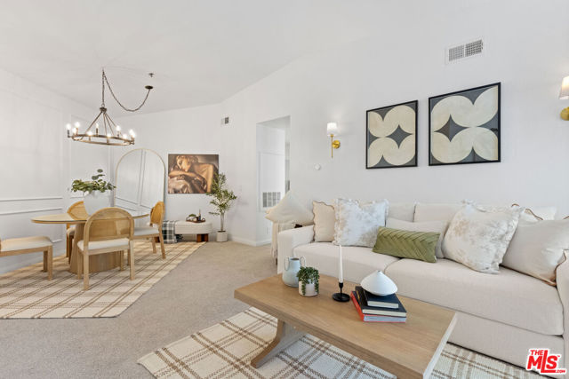 5837 Oak Bend Lane, Oak Park CA: https://media.crmls.org/mediaz/71c55f20-949d-400d-82e8-e0283761703d.jpg