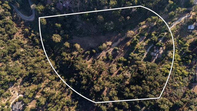 540 Aguajito Road, Carmel CA: https://media.crmls.org/mediaz/71c621b4-f743-4ec8-be4a-40958c6c5c29.jpg