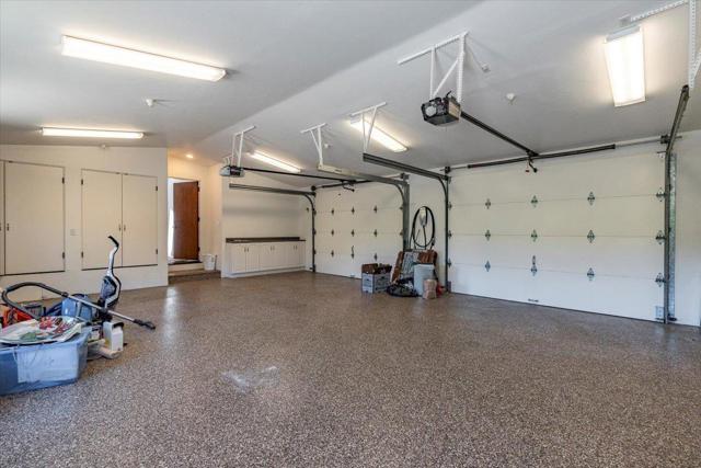 25926 Puerta Del Cajon, Monterey CA: https://media.crmls.org/mediaz/71c63508-e750-4ddd-98d2-7712565443c6.jpg