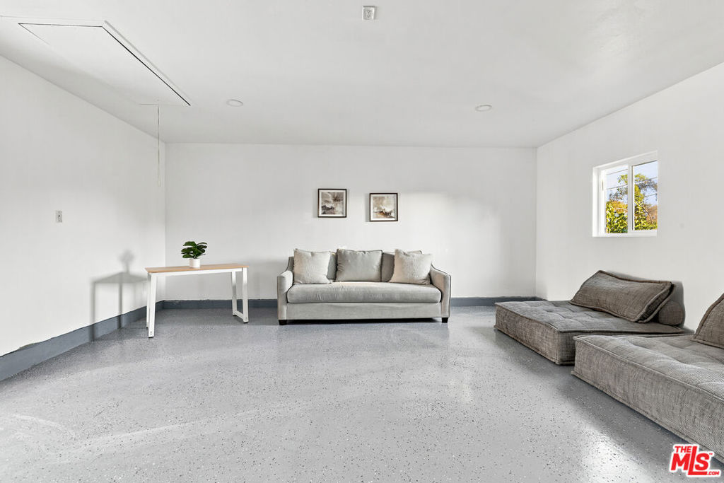 MLS #26856949 image #32
