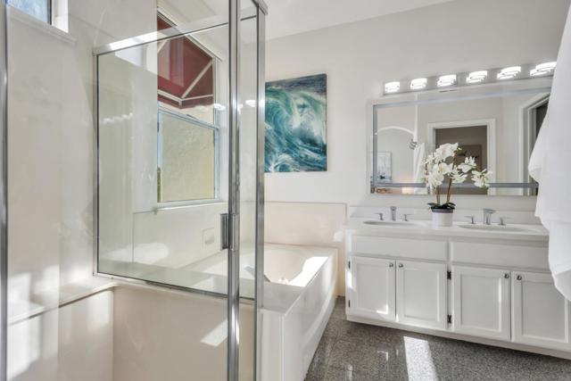 701 Baltic Circle, Redwood City CA: https://media.crmls.org/mediaz/71c73238-aa80-490a-b1d9-5f7d0e85193c.jpg