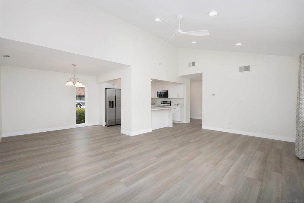 16450 Caminito Vecinos - photo 2