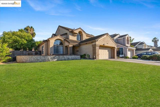 1531 Rutherford Ln, Oakley CA: https://media.crmls.org/mediaz/71c8cb10-92ab-4fc2-9486-72c595db1a37.jpg