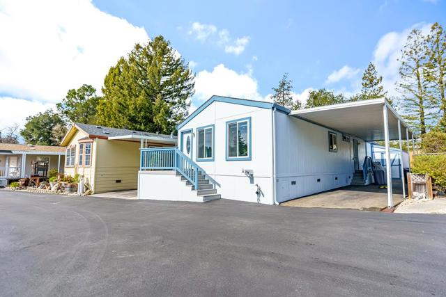 6011 Scotts Valley Drive, Scotts Valley CA: https://media.crmls.org/mediaz/71c92a38-ed31-45da-8f1d-7a10af9af776.jpg