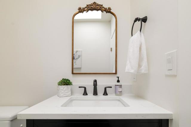2627 Hampton Avenue, Redwood City CA: https://media.crmls.org/mediaz/71ca05ad-d1eb-4516-8e56-47846f45fad2.jpg