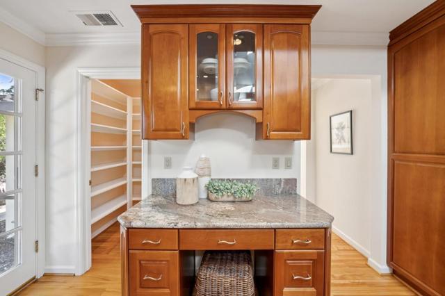 18074 Daves Avenue, Monte Sereno CA: https://media.crmls.org/mediaz/71ca5d1c-ff24-4896-a0f3-380f0cc5aa03.jpg