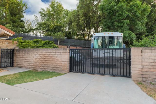 Detail Gallery Image 58 of 70 For 652 Stonebrook St, Simi Valley,  CA 93065 - 4 Beds | 2/1 Baths