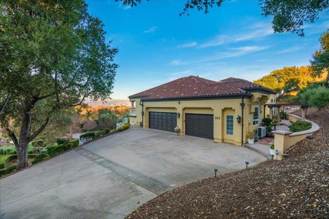 385 Atherton Way, Morgan Hill CA: https://media.crmls.org/mediaz/71cbd77d-f3be-4f91-8b4b-168306c4ea90.jpg