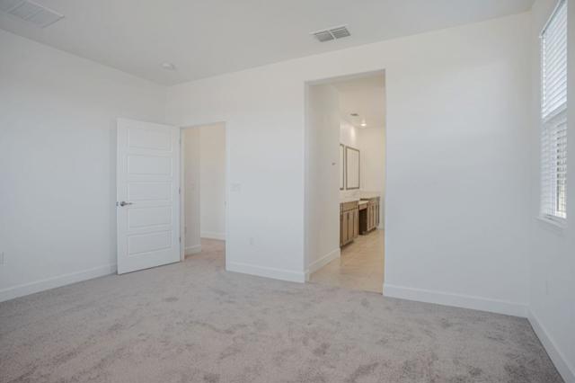 2064 Baker Court, Woodland CA: https://media.crmls.org/mediaz/71cc23ce-4425-4970-b4d8-e5b5cec66847.jpg