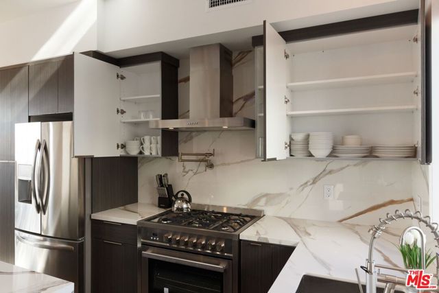 1938 Chariton Street, Los Angeles CA: https://media.crmls.org/mediaz/71cc70f5-024b-4e3c-bd61-5ca22a737fa8.jpg