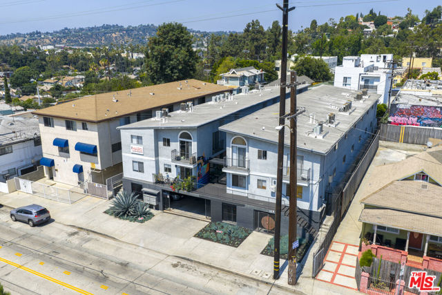 117 S Avenue 64, Los Angeles CA: https://media.crmls.org/mediaz/71cd9416-b5fd-47d2-9fd8-1dc5e18c44ba.jpg
