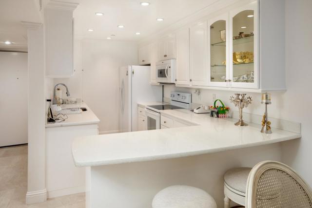 101 2nd Street, Los Altos CA: https://media.crmls.org/mediaz/71cda67c-ace9-4c6c-b0aa-ec248ffc7947.jpg