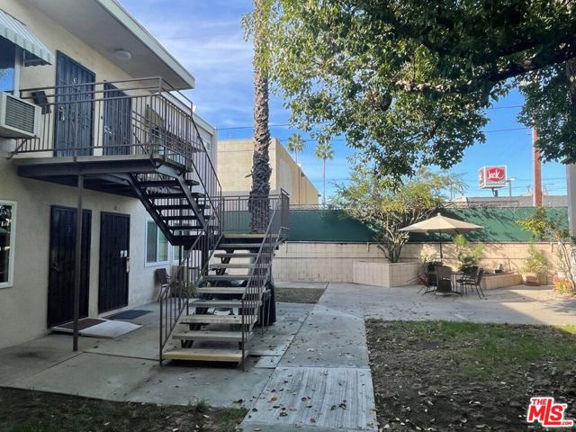 7141 North Coldwater Canyon Avenue, 16 photo 4