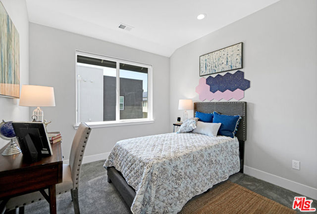Photo #32: CL25599525 Listing: Photo #32