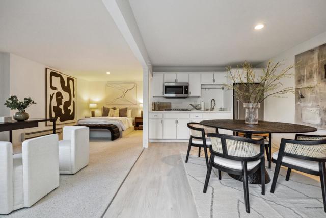 33 Bear Glen Drive, Woodside CA: https://media.crmls.org/mediaz/71d04e18-3ab8-4d36-8e0f-f4738e2d1ab3.jpg