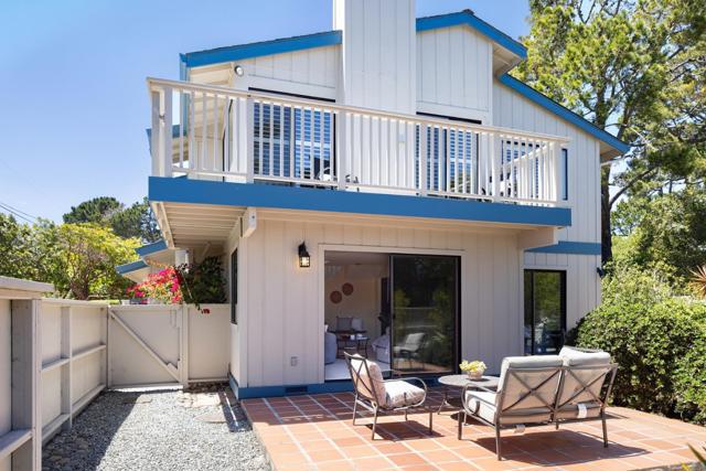 1220 Harrison Street, Monterey CA: https://media.crmls.org/mediaz/71d1933c-e03f-477b-a6e8-073654ca7777.jpg