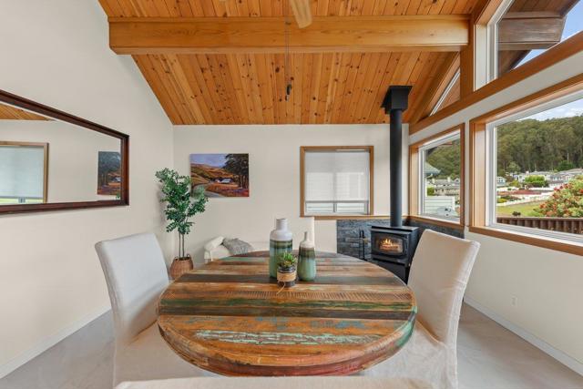 350 6th Avenue, Half Moon Bay CA: https://media.crmls.org/mediaz/71d1bf9a-4f55-413d-af15-67c90bd0b72b.jpg