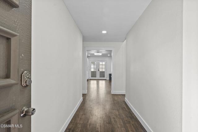 459 Mark Drive, Simi Valley CA: https://media.crmls.org/mediaz/71d30256-689d-4e00-85e1-8300cb324176.jpg