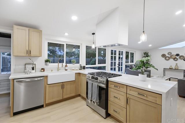 Detail Gallery Image 23 of 60 For 5461 Brunswick Ave, San Diego,  CA 92120 - 3 Beds | 2 Baths