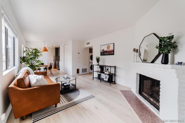 3958 Louisiana St, San Diego CA: https://media.crmls.org/mediaz/71d4a67f-5e04-45dc-8c72-a9f0caab1058.jpg