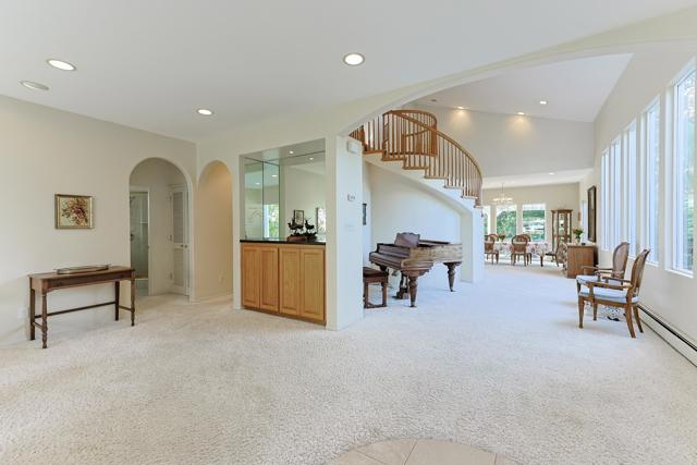 638 Margarita Ave, Coronado CA: https://media.crmls.org/mediaz/71d4c0d4-35f0-4cc2-8925-4336e2c87a4c.jpg