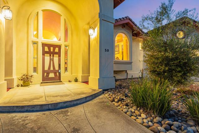 50 Schmidt Court, Hollister CA: https://media.crmls.org/mediaz/71d54f48-3d74-4dfb-8823-24b14fbaac63.jpg