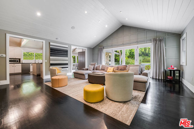 Drew Fenton | 422 Parkwood Drive Los Angeles CA | MLS: 7209274