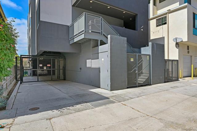 4079 1st Ave, San Diego CA: https://media.crmls.org/mediaz/71d66b39-3b01-4328-99c1-e06c8d5976a7.jpg