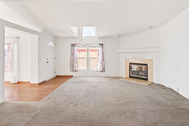 328 Killdeer, Oceanside CA: https://media.crmls.org/mediaz/71d697a1-c1fd-4dfe-87f6-659c05095168.jpg