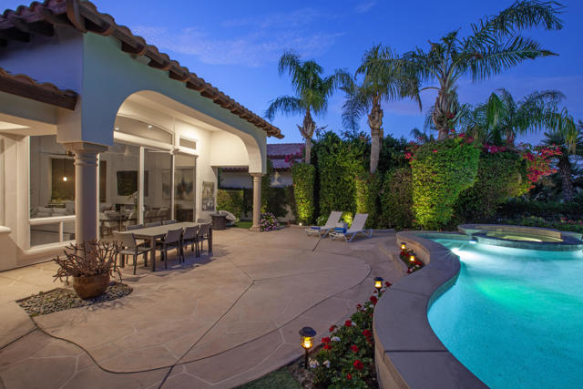 49460 Mission Drive W W Drive, La Quinta CA: https://media.crmls.org/mediaz/71d70171-6f55-4fad-9fff-38592f0bb1f1.jpg