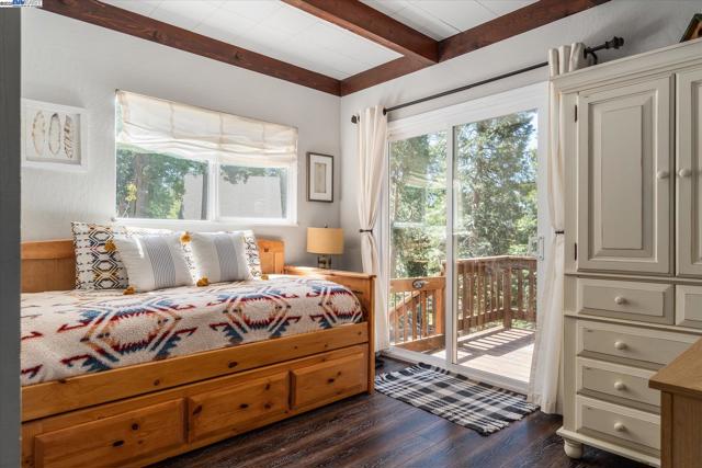 2190 Patricia Ln, Arnold CA: https://media.crmls.org/mediaz/71d7086b-fa3a-4312-9262-b791e17375fd.jpg