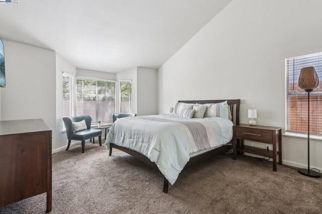 974 Clinton Pl, Pleasanton CA: https://media.crmls.org/mediaz/71d906c1-896a-4f0f-b5e5-ad7abe4a390f.jpg