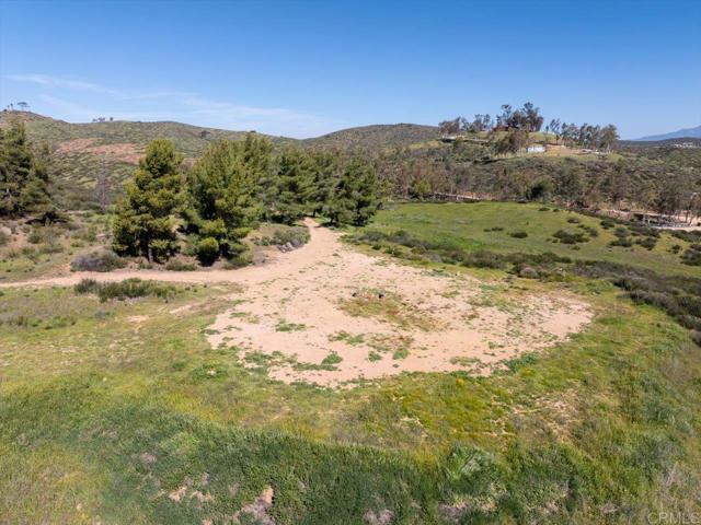 40707 Intrepid Rd, Hemet CA: https://media.crmls.org/mediaz/71d9d52c-2de1-44f0-be44-aca41d1f2ee4.jpg