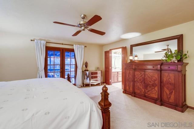 1935 Vista De La Montana, El Cajon CA: https://media.crmls.org/mediaz/71da2759-704a-4484-86ba-e7e93a342338.jpg