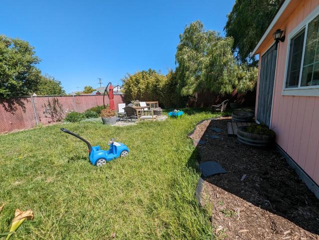 3039 Andrade Avenue, Richmond CA: https://media.crmls.org/mediaz/71daf416-003b-42c1-99e0-3857abeb73b1.jpg