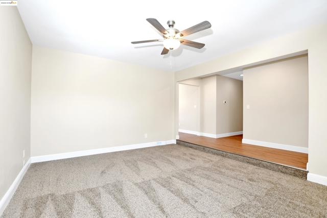 2086 Oakridge Ln, Pittsburg CA: https://media.crmls.org/mediaz/71dafb3a-28f7-4c65-b019-daf8861d01e5.jpg
