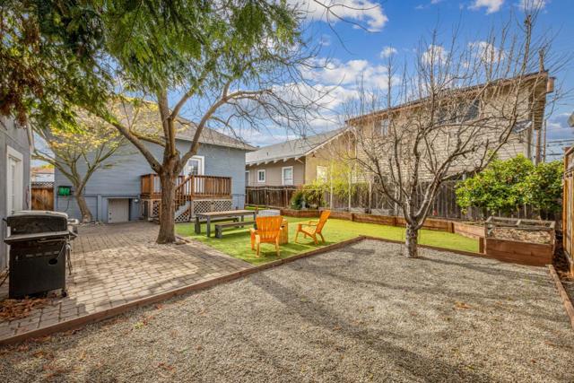 264 N 12th Street, San Jose CA: https://media.crmls.org/mediaz/71db3444-c39b-4d0d-823c-3ce76826ed97.jpg
