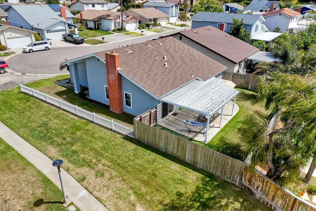 1114 Red Hawk Way - photo 4
