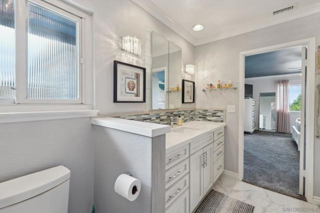 8007 Wetherly St, La Mesa CA: https://media.crmls.org/mediaz/71dbfd0f-e1ba-41da-a0cc-21c158c3fac9.jpg