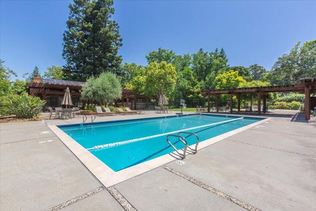 56 Citation Drive, Los Altos CA: https://media.crmls.org/mediaz/71dc1378-d60c-4f93-b97a-37971bb79525.jpg
