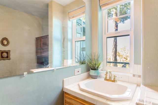 Detail Gallery Image 15 of 44 For 32787 Birch Hill Rd, Palomar Mountain,  CA 92060 - 2 Beds | 2/1 Baths