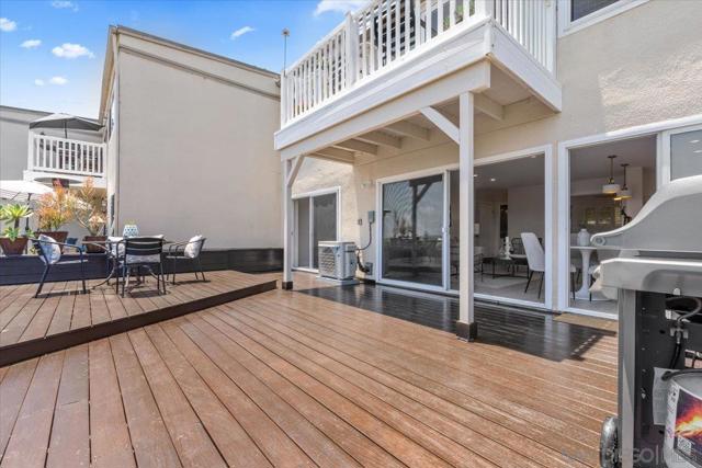 4007 Crown Point Drive, San Diego CA: https://media.crmls.org/mediaz/71dea01f-bd64-46a9-a5e4-9240b77feb8e.jpg