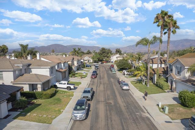 2383 Peacock Valley Road, Chula Vista CA: https://media.crmls.org/mediaz/71debbca-0f27-4414-ae3e-f91fffecb0b8.jpg