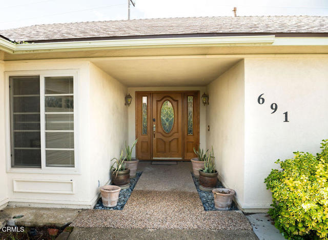 Detail Gallery Image 4 of 30 For 691 Springfield Ave, Ventura,  CA 93004 - 5 Beds | 2/1 Baths