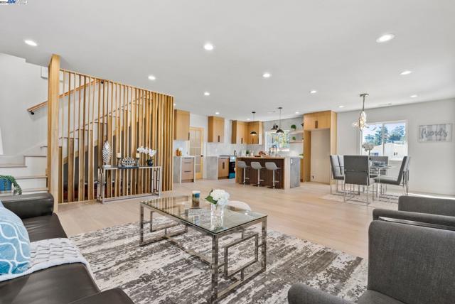 Image 4 of 40 For 4008 Edgemoor Pl