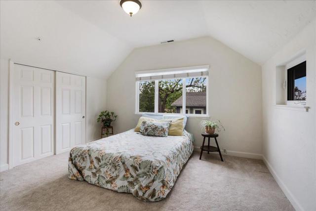 334 Park Way, Santa Cruz CA: https://media.crmls.org/mediaz/71dff053-df36-4d61-a4a2-896723ca85ff.jpg