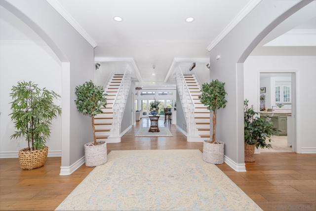 5 Rolling View Lane, Fallbrook CA: https://media.crmls.org/mediaz/71e008f5-3b1f-43e5-9a97-c1568d9bc629.jpg