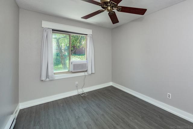 8721 Wahl St, Santee CA: https://media.crmls.org/mediaz/71e08adf-ce86-41ec-b787-9afcb7bb382e.jpg